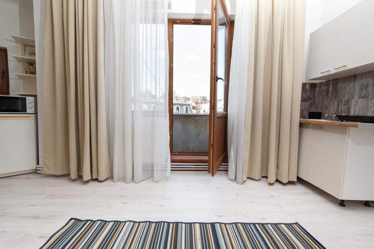 Color Apartments Franceza St Bucureşti Ngoại thất bức ảnh
