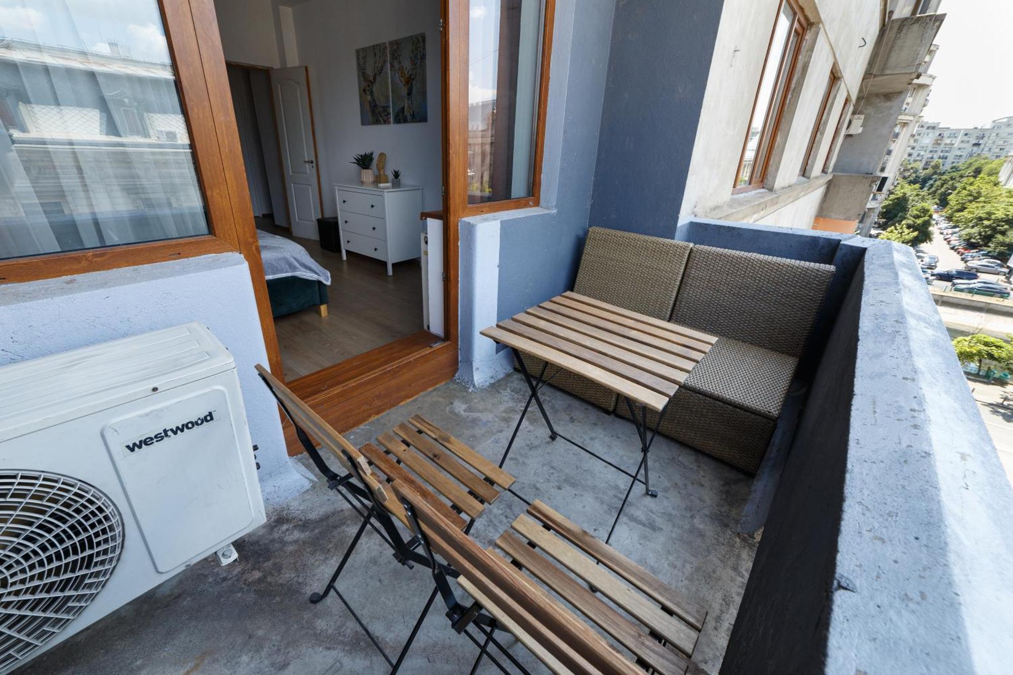 Color Apartments Franceza St Bucureşti Ngoại thất bức ảnh