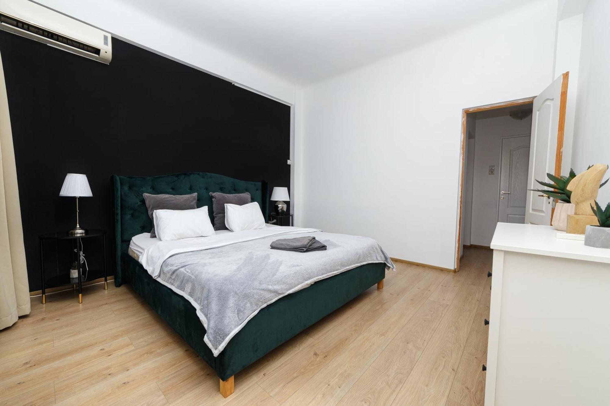Color Apartments Franceza St Bucureşti Ngoại thất bức ảnh
