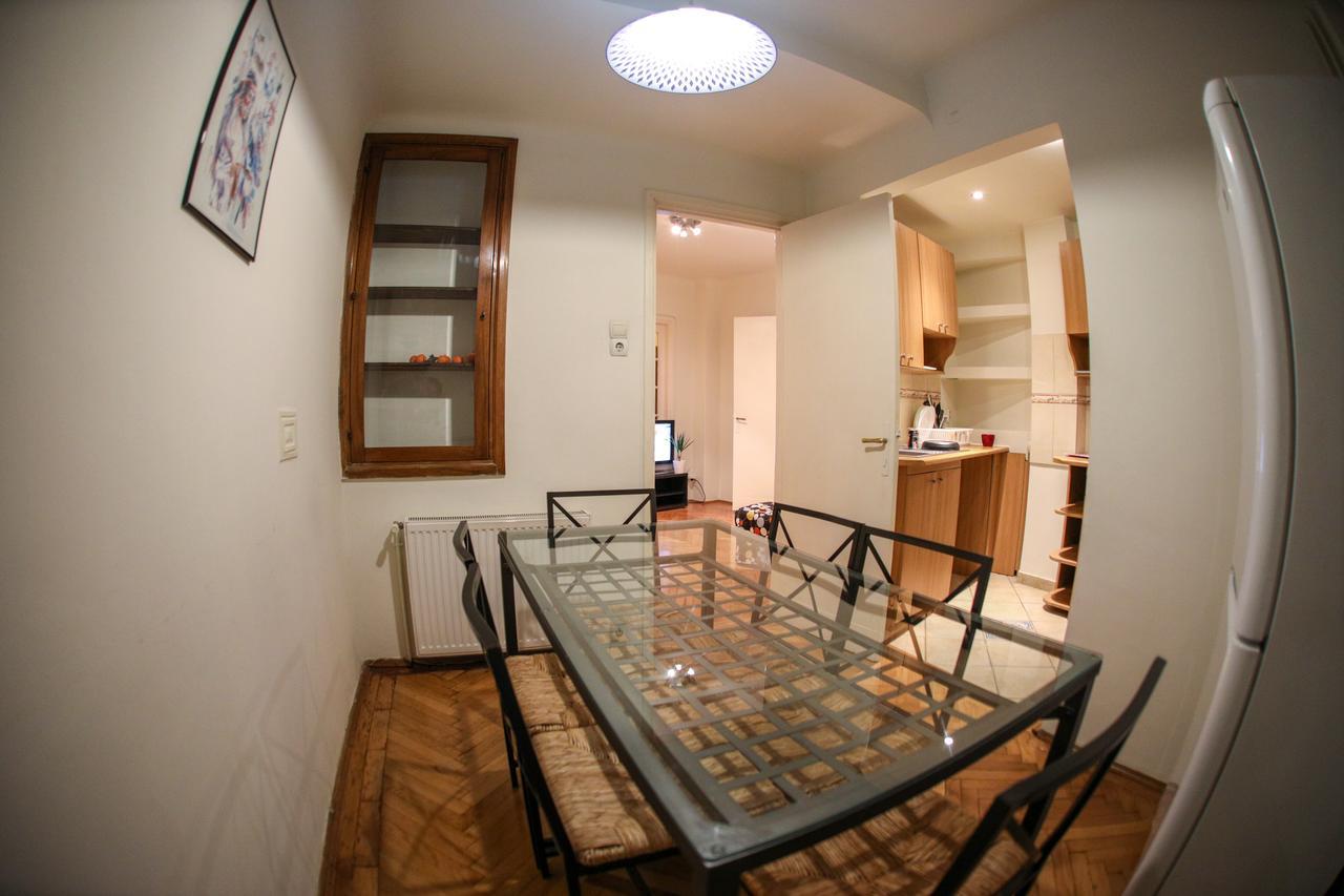 Color Apartments Franceza St Bucureşti Ngoại thất bức ảnh